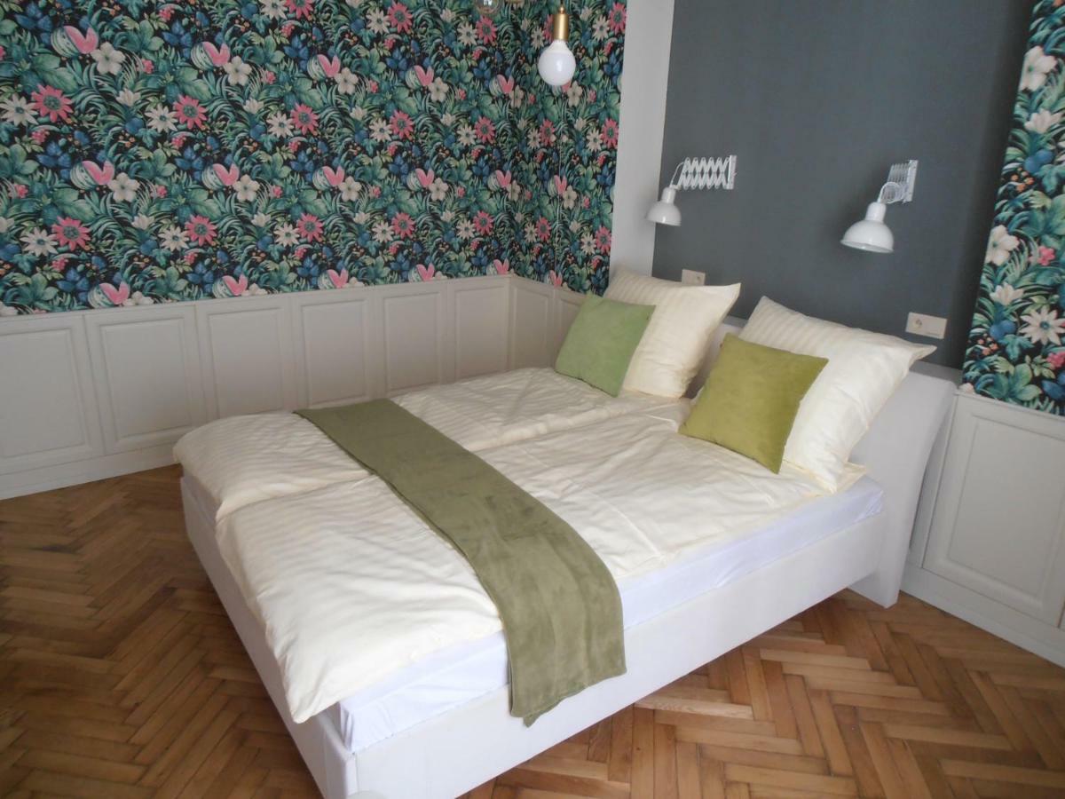 Apartamenty Rudi Cracóvia Exterior foto